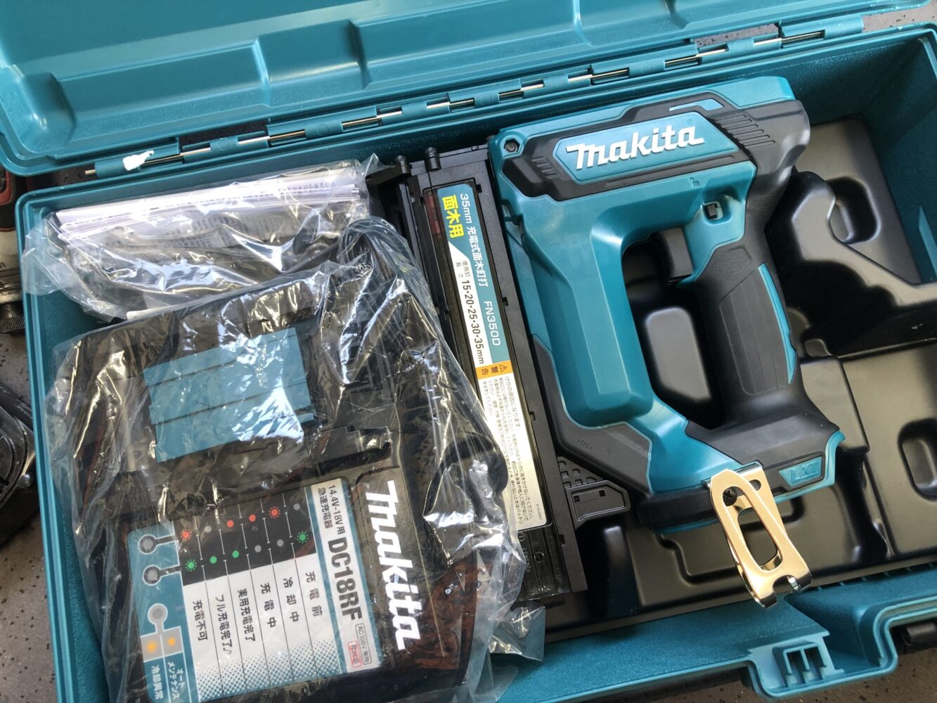makitaの充電式面木釘打、FN350Dを買取させて頂きました！ | リツール